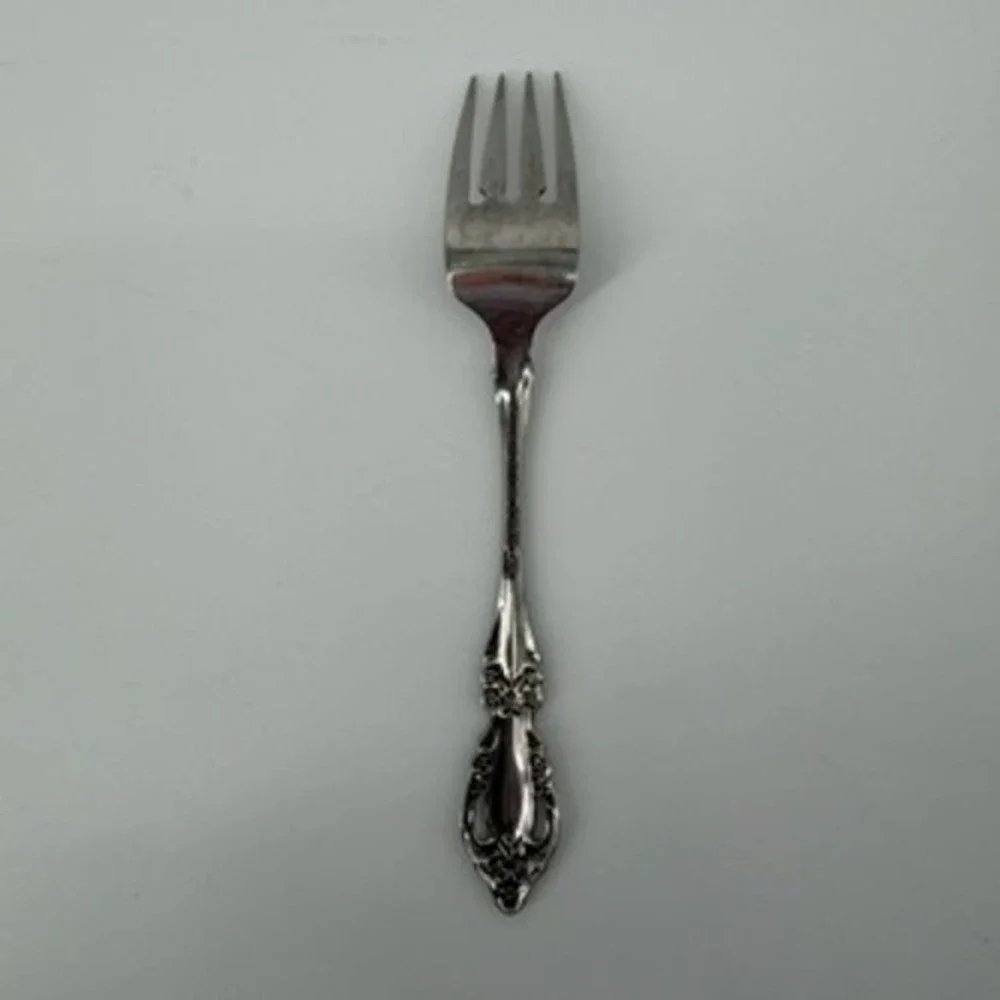 Oneida Raphael Stainless Flatware 15 Piece Set Pierced Knives Forks‎ Spoons